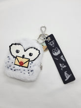 Load image into Gallery viewer, Wizard Owl Keychain