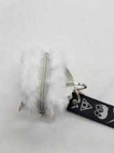 Load image into Gallery viewer, Wizard Owl Keychain