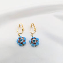 Load image into Gallery viewer, Flowers Are Blue Earrings