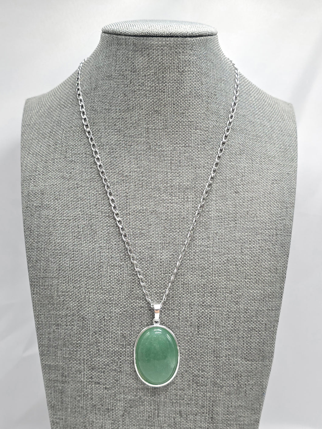 Simple Green Necklace
