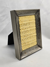 Load image into Gallery viewer, Crochet Earring Display Frame
