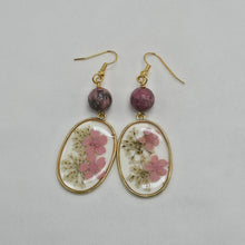 Load image into Gallery viewer, Pressed Flower Earrings
