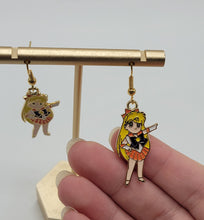 Load image into Gallery viewer, Sailor Moon Earrings
