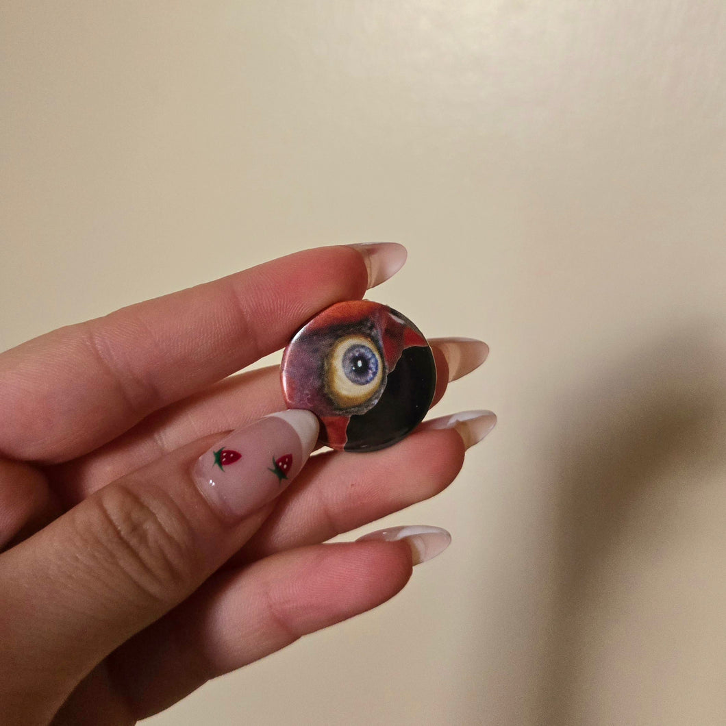 Eyeball Button Pin