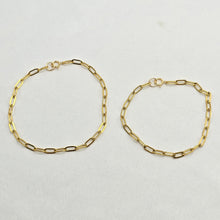 Load image into Gallery viewer, Gold Paper Clip Chain Bracelet

