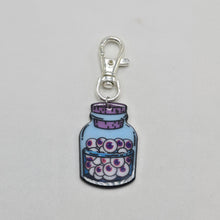 Load image into Gallery viewer, Eyeballs in a Jar Keychain
