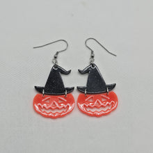 Load image into Gallery viewer, Jack O&#39; Lantern Earrings
