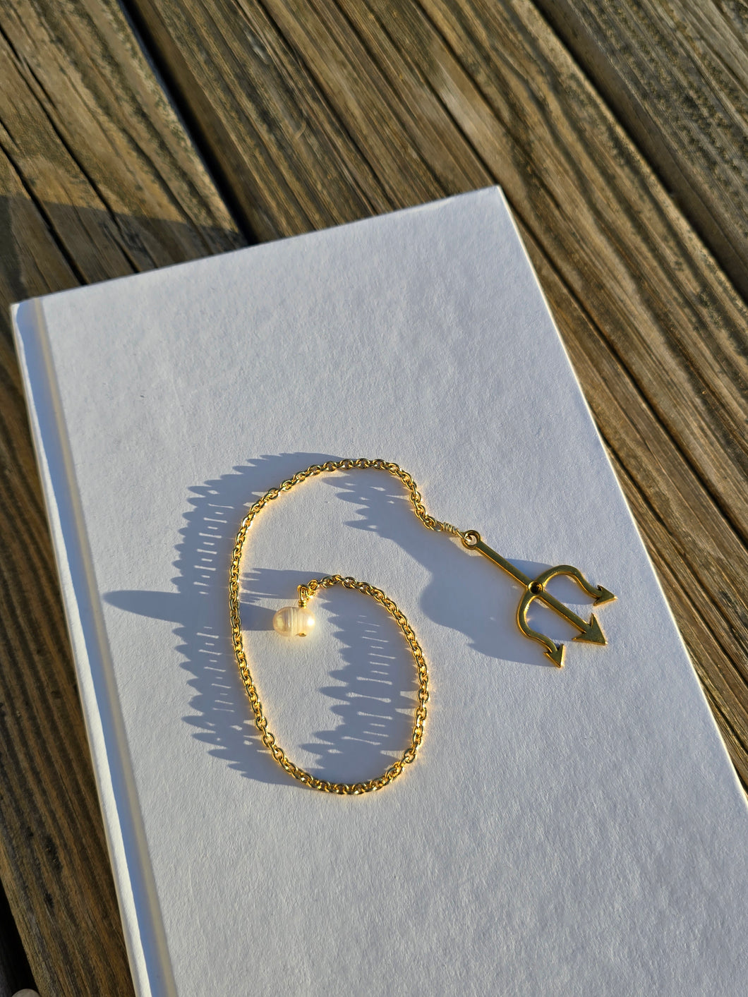Trident Chain Bookmark