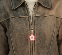 Load image into Gallery viewer, Flower Zipper Pull
