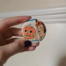 Load image into Gallery viewer, Halloween! Button Pin
