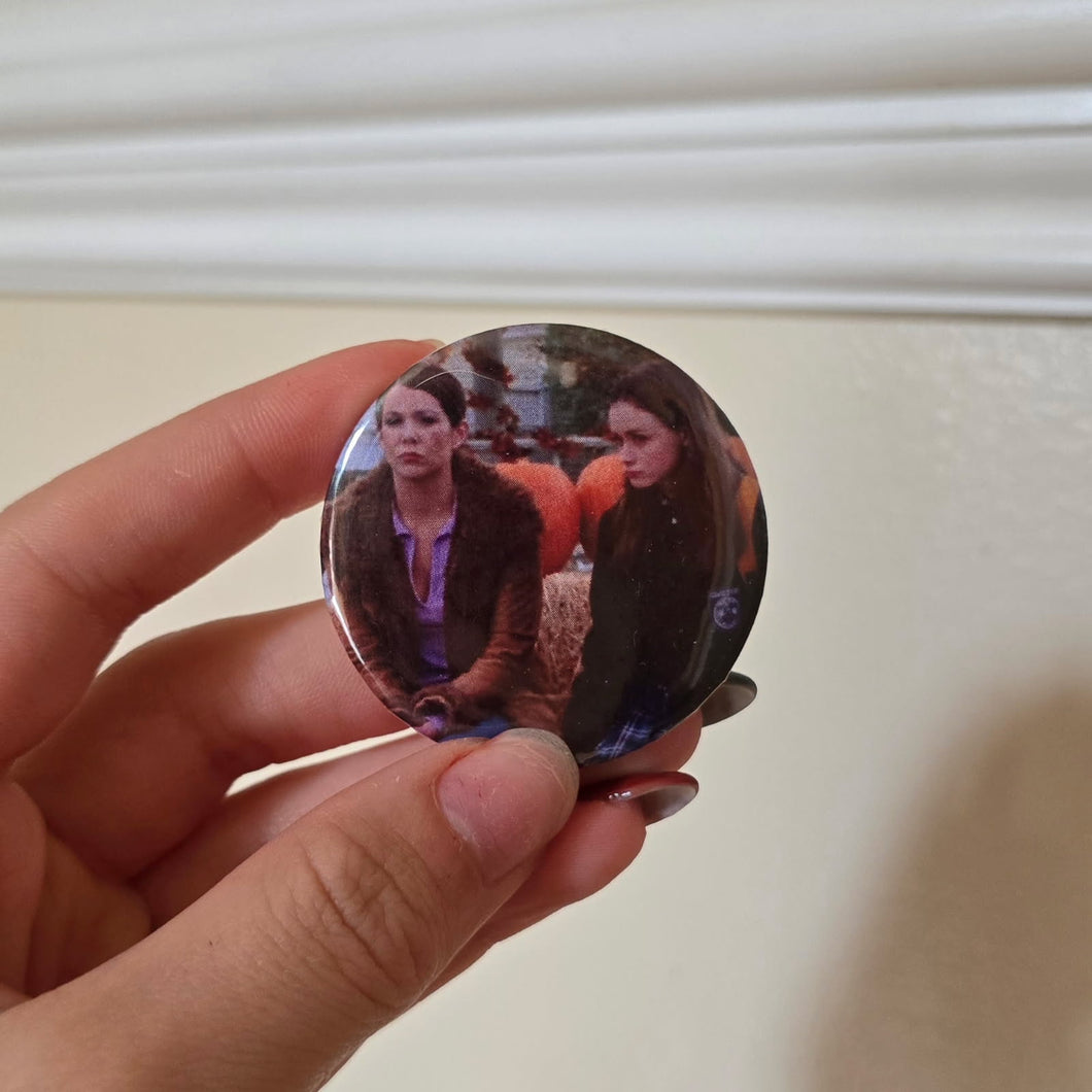 La la la Button Pin