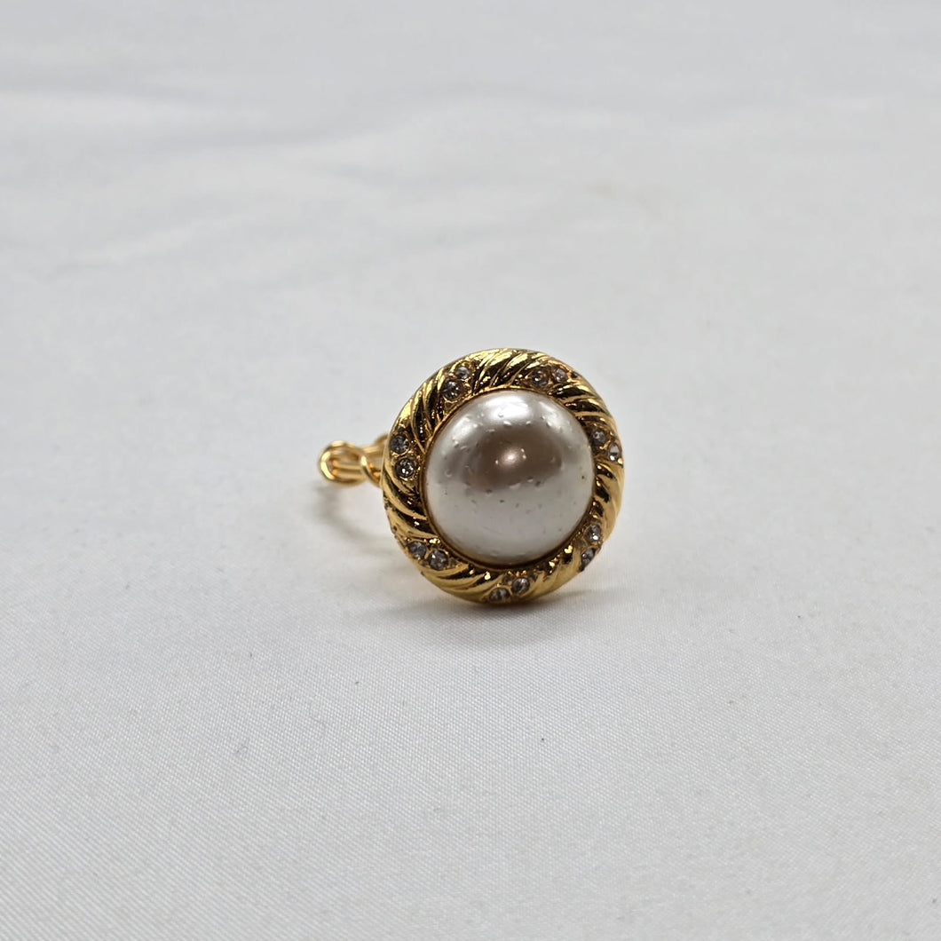 Pearl Button Ring