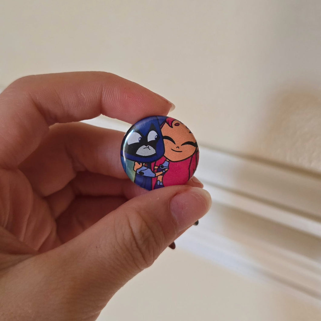 Besties Button Pin