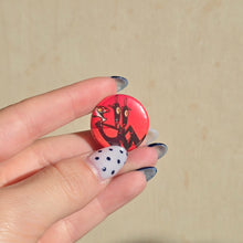 Load image into Gallery viewer, Silent O Button Pin
