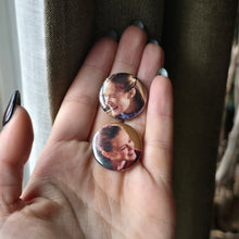 Load image into Gallery viewer, Friends Button Pin Set
