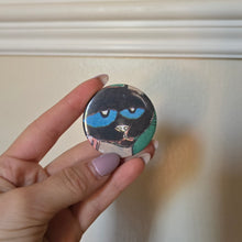 Load image into Gallery viewer, Cat Button Pin
