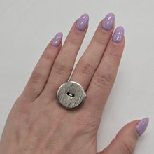 Load image into Gallery viewer, Silver Button Ring
