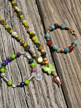 Load image into Gallery viewer, Spiral Sign Bracelet
