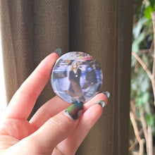 Load image into Gallery viewer, Avril Lavigne Button Pin
