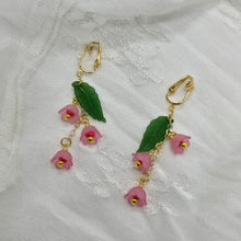 Load image into Gallery viewer, Flora Earrings

