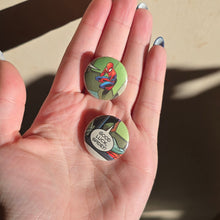Load image into Gallery viewer, Good Luck Spidey! Button Pin Set
