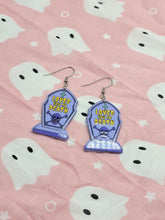Load image into Gallery viewer, Pastel Twisted Earrings
