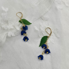 Load image into Gallery viewer, Flora Earrings

