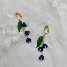 Load image into Gallery viewer, Flora Earrings
