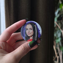Load image into Gallery viewer, I'm Poppy! Button Pin
