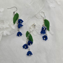 Load image into Gallery viewer, Flora Earrings

