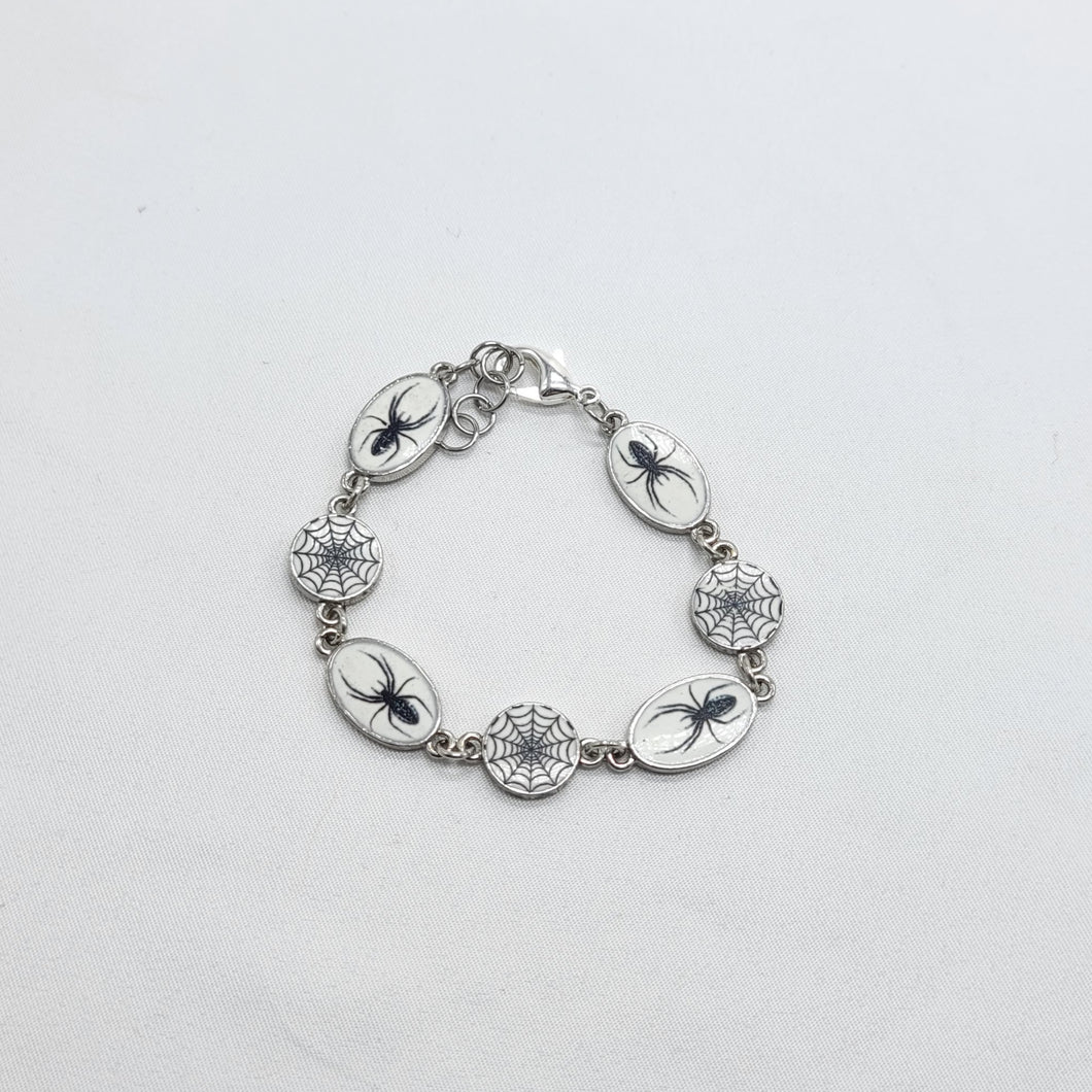 Webs Bracelet