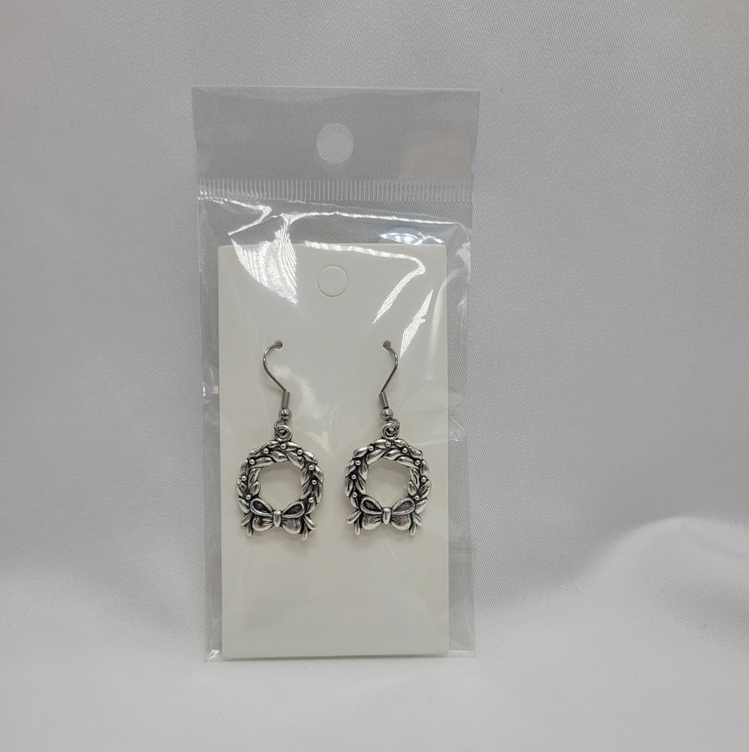 Wreath Earrings