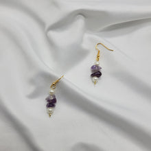 Load image into Gallery viewer, Amethyst and Pearl Earrings(Clip and Pierced)
