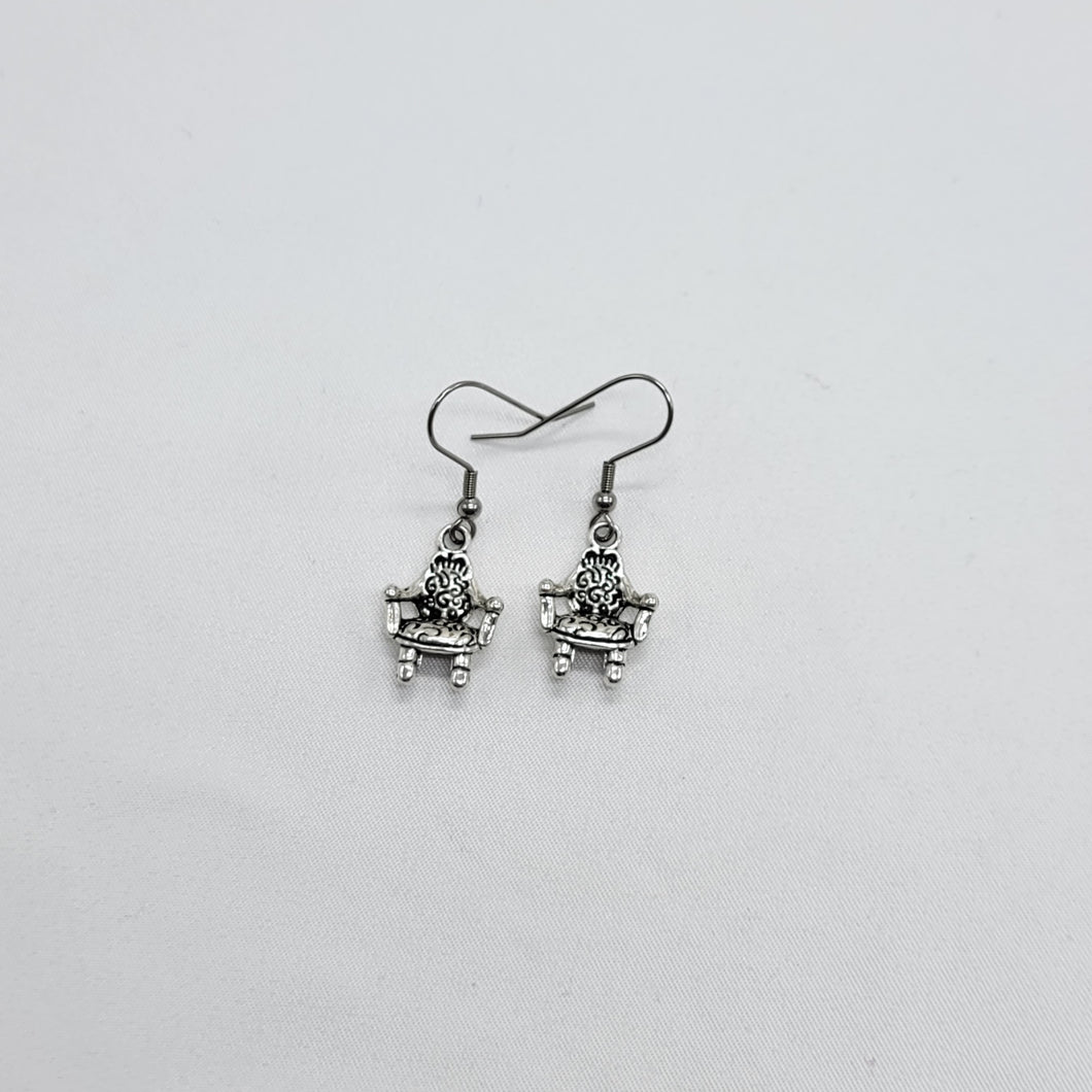 Throne Earrings