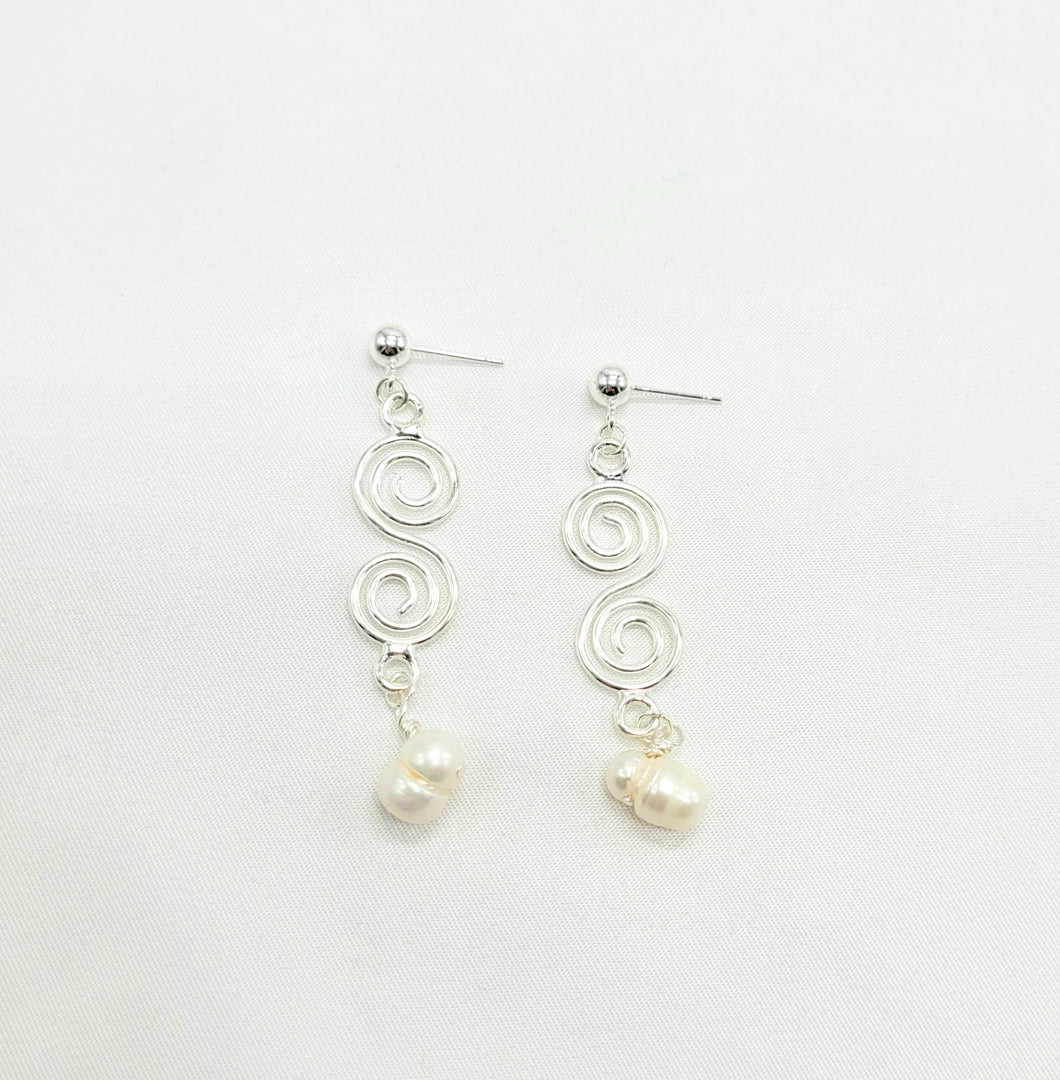 Swirled Pearl Earrings