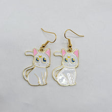 Load image into Gallery viewer, Artemis and Luna Earrings
