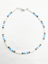 Load image into Gallery viewer, Seed Bead Necklace
