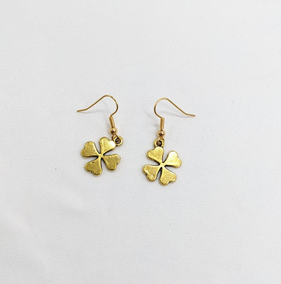 Golden Shamrock Earrings